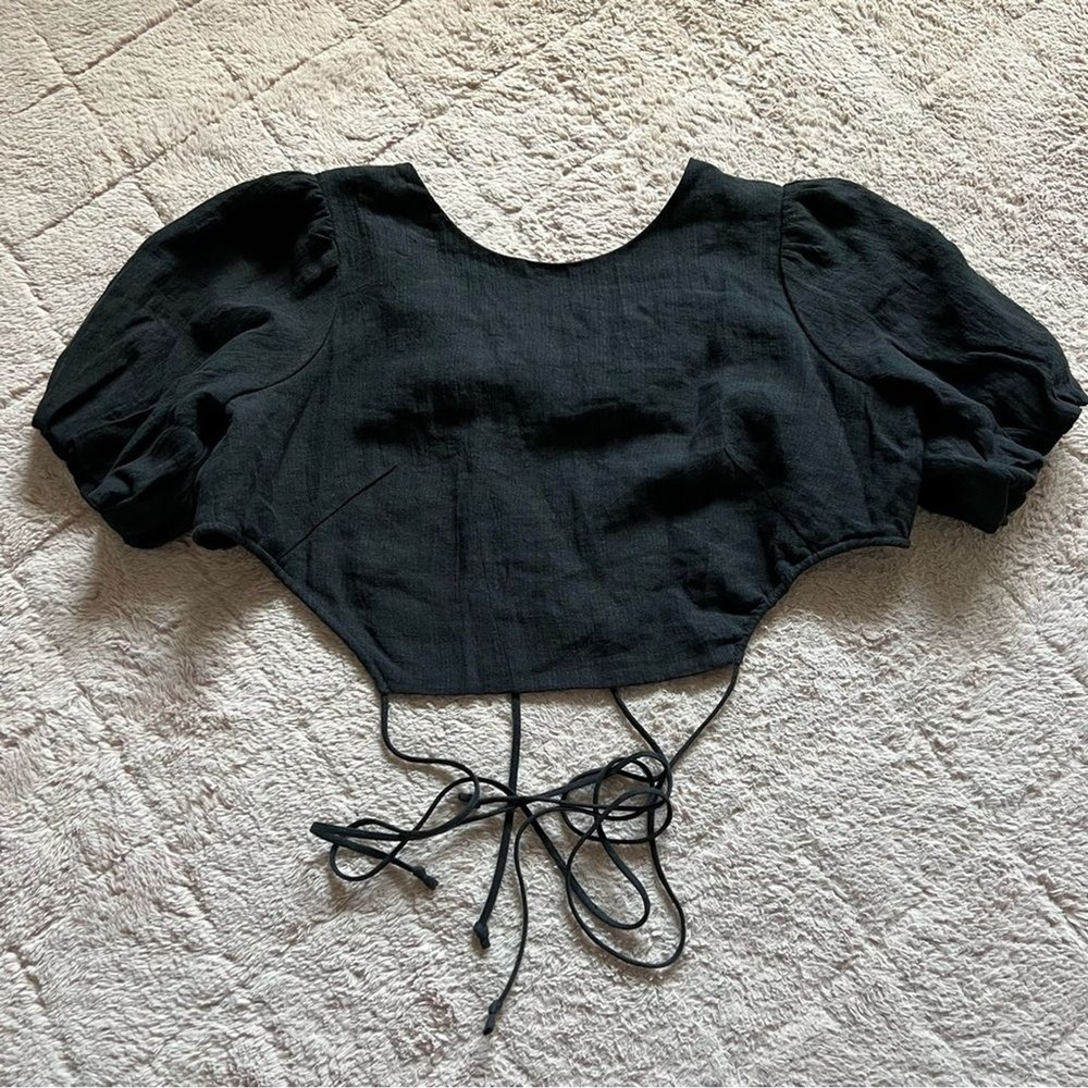 NWOT ASTR The Label Linen Puff Sleeve Cropped Top Preppy Capsule Minimalist Sz L